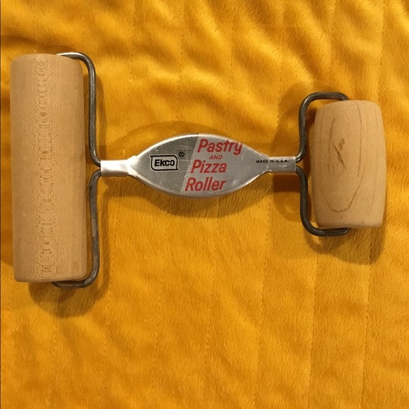 ekco Other - Vintage Ekco Pastry and Pizza Roller